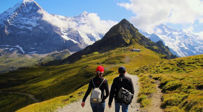 Seamless Hotel Transfers in Melbourne: Arrive in Comfort and Style